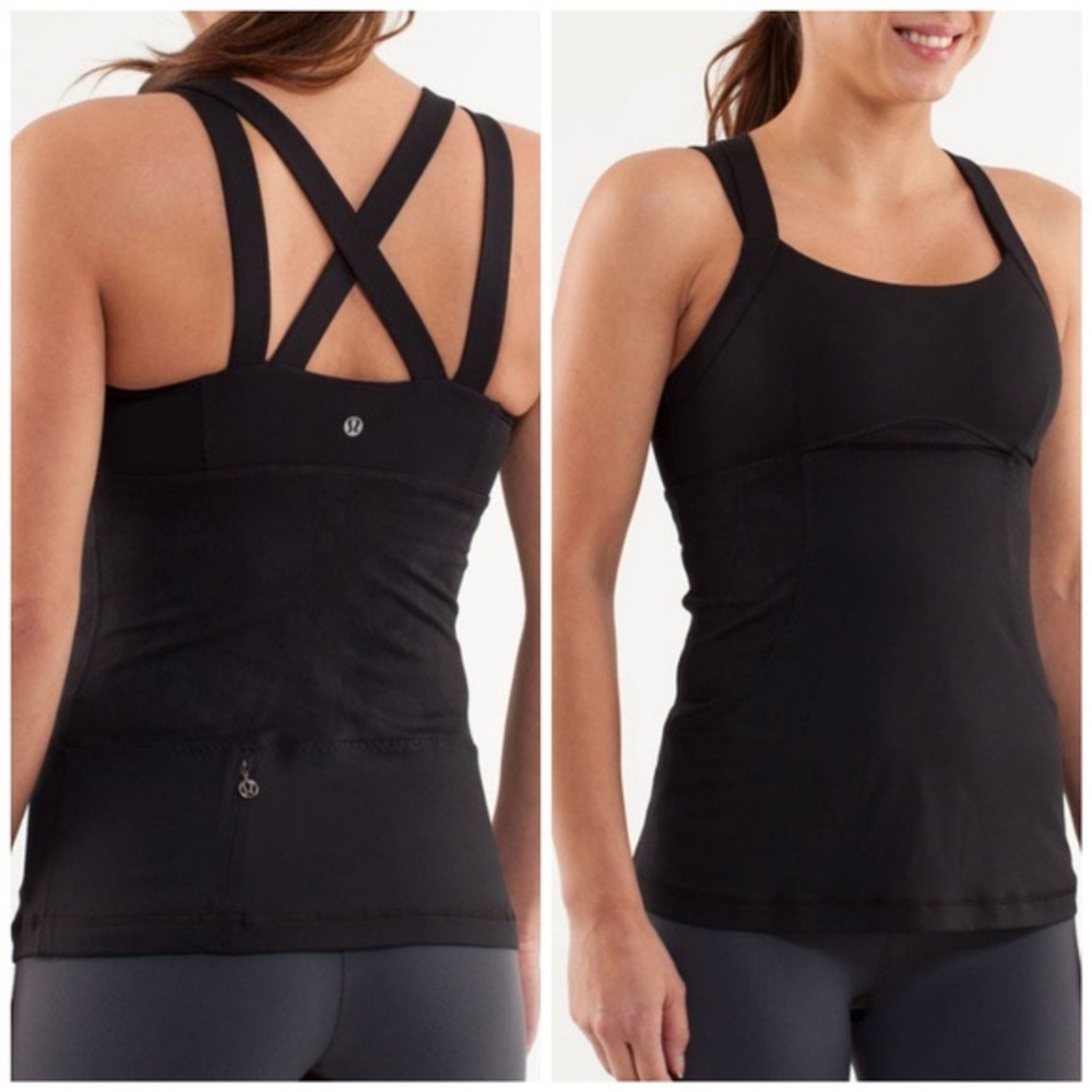 Lululemon yoga tank built-in bra + zip pocket
